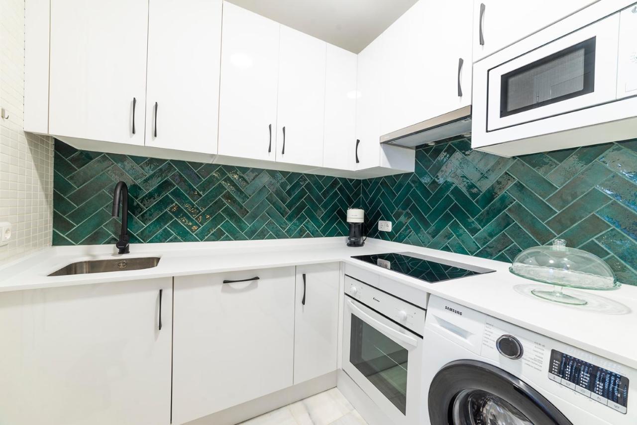 Alohamundi Velarde Apartment เซบีญา ภายนอก รูปภาพ