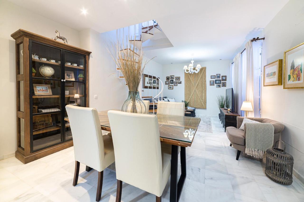 Alohamundi Velarde Apartment เซบีญา ภายนอก รูปภาพ