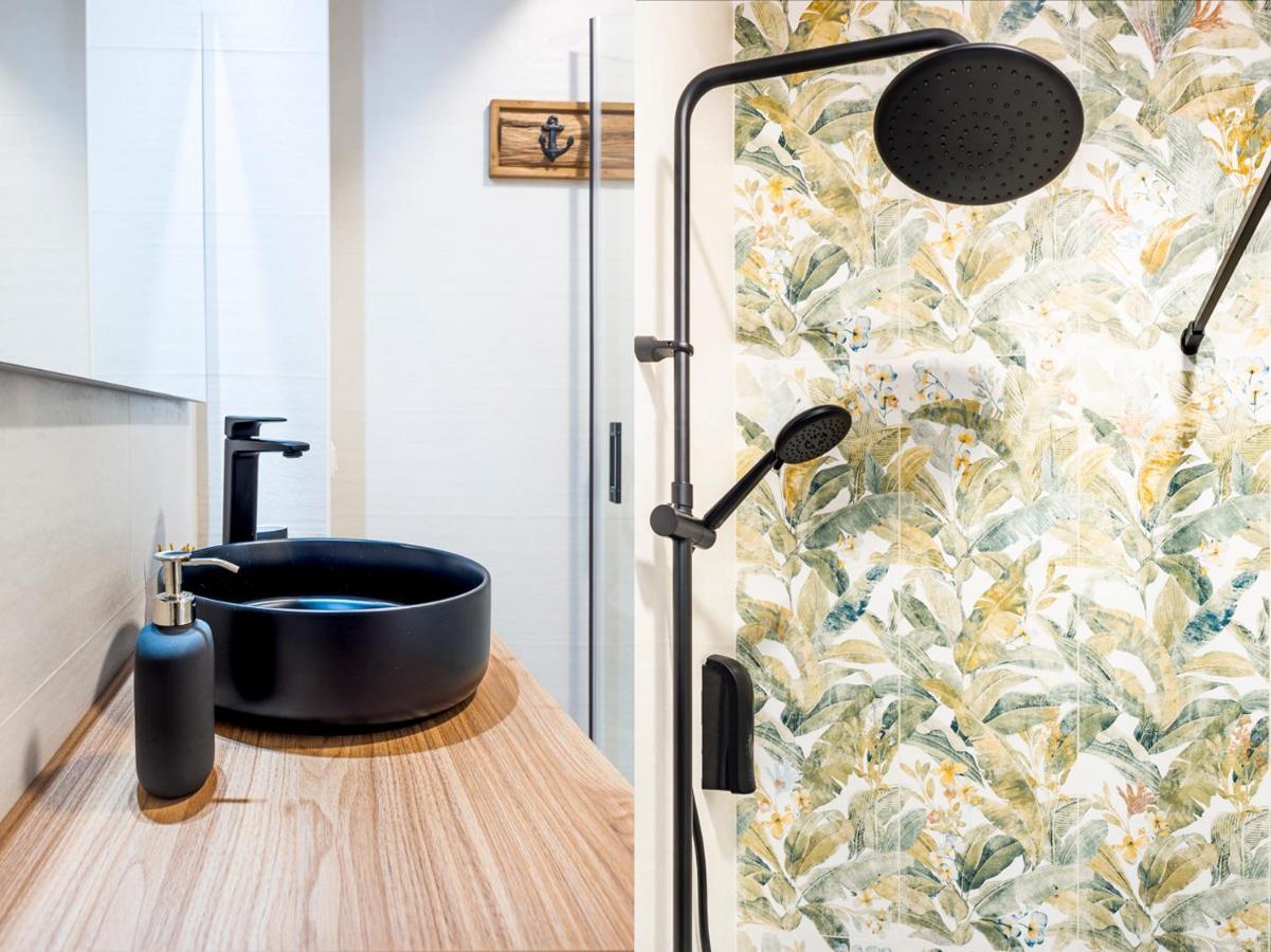 Alohamundi Velarde Apartment เซบีญา ภายนอก รูปภาพ