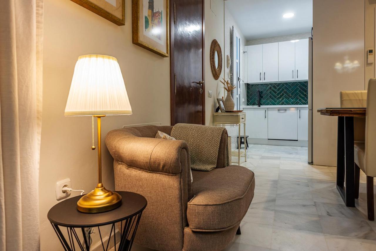Alohamundi Velarde Apartment เซบีญา ภายนอก รูปภาพ