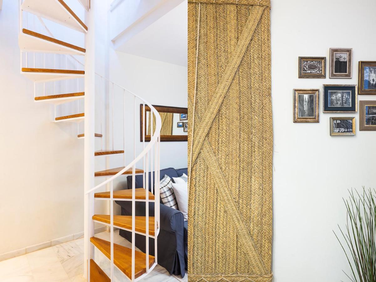 Alohamundi Velarde Apartment เซบีญา ภายนอก รูปภาพ